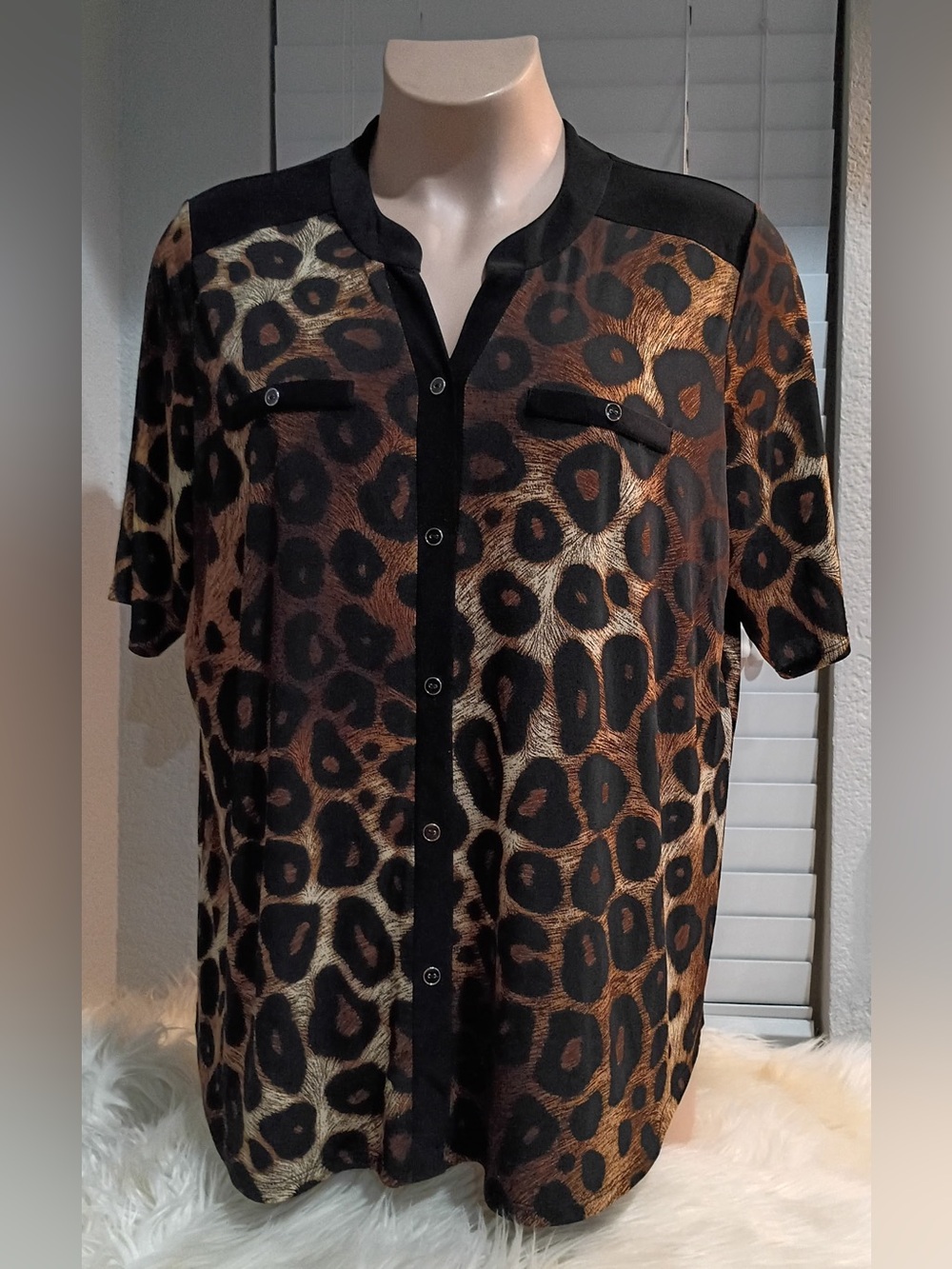 Elie McCarthy Women’s 2X Top
